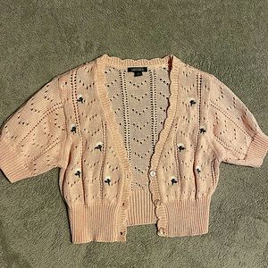 never worn knit button up blouse! 
size: XS
condition: brand new